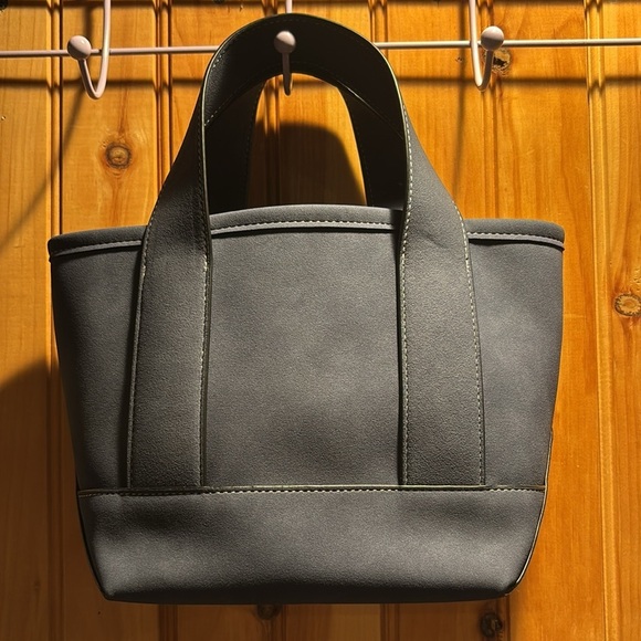 ‼️GAP x DOEN bag‼️ - Picture 4 of 8